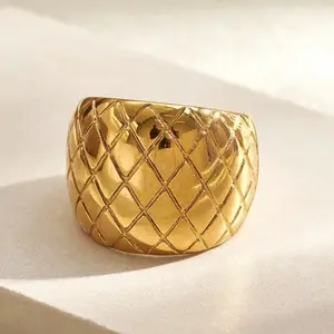 Cha 18k Stainless Steel Ring - Waterproof, Hypoallergenic Gold Ring for Jewelry Enthusiasts