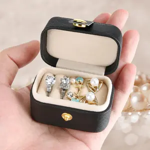 Small Travel  Box For Ring Stud Earring, Mini  Ring Holder for Multiple Rings, Portable  Storage Organizer Case (Black)