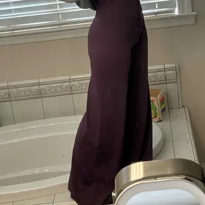 YEOREO Eddiy Leggings High-Waist Straight-Leg No Front Seam Buttery Soft Gym Yoga Pants for Women Fitness Tights SpringStatements