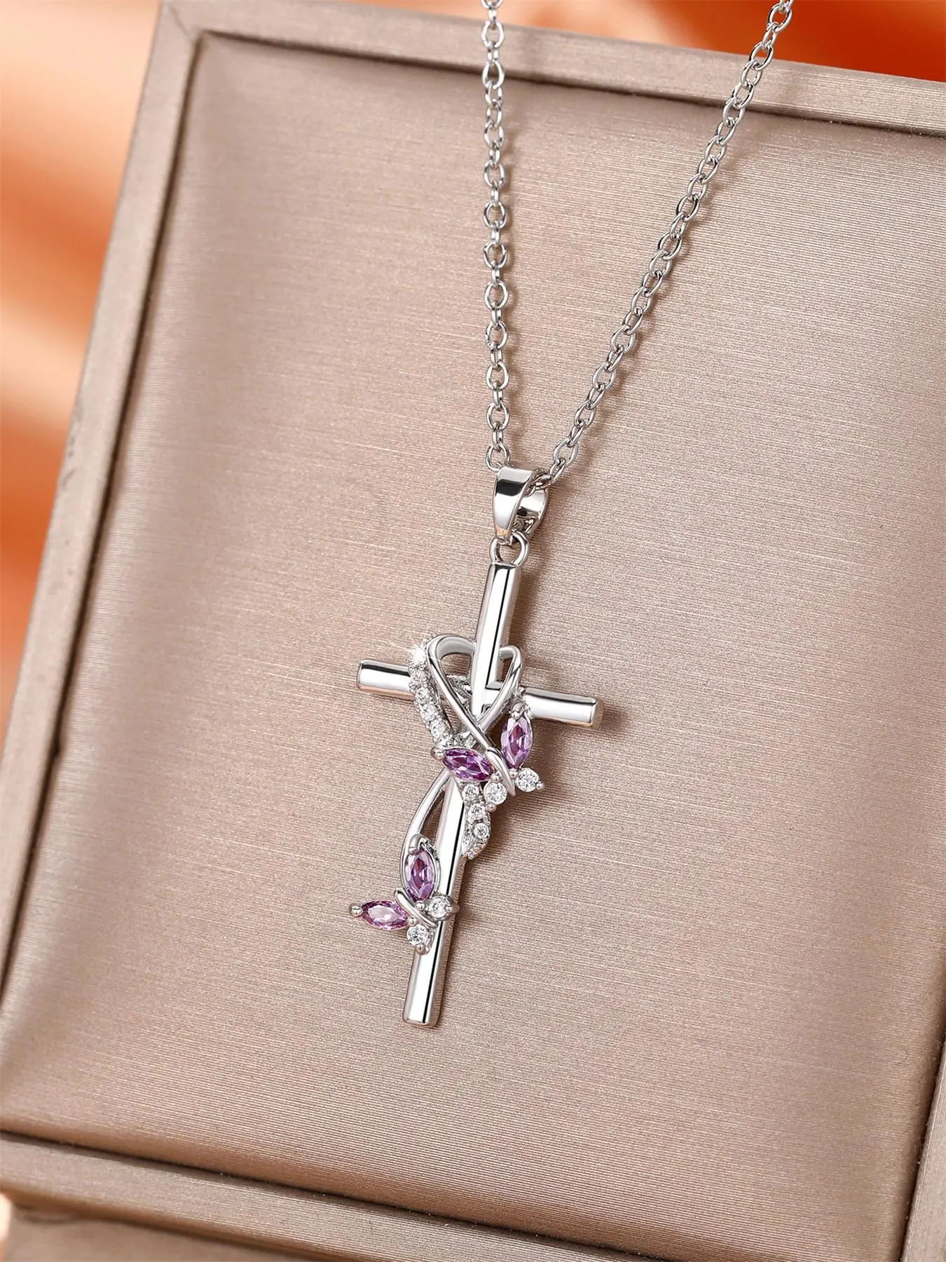 Women's Elegant Cross Charm Decor Pendant Necklace, Exquisite Trendy Pendant Necklace, Chic Jewelry As Gift for Girlfriend, Coptic Cross Necklace, Faith Necklace, Cross Chain Design