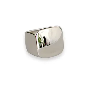 FOREVER SILVER SQUARE SIGNET RING