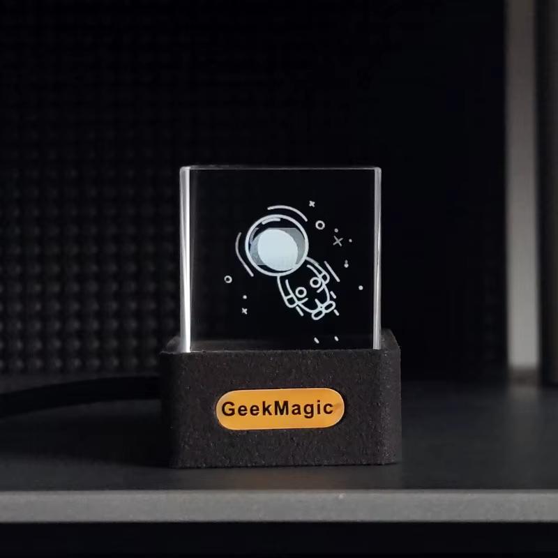 Geekmagic GIFTV Crystal Holographic Desktop Decoration Smart Weather Station Digital Clock with GIF Animations and Image Albu . !m NONE