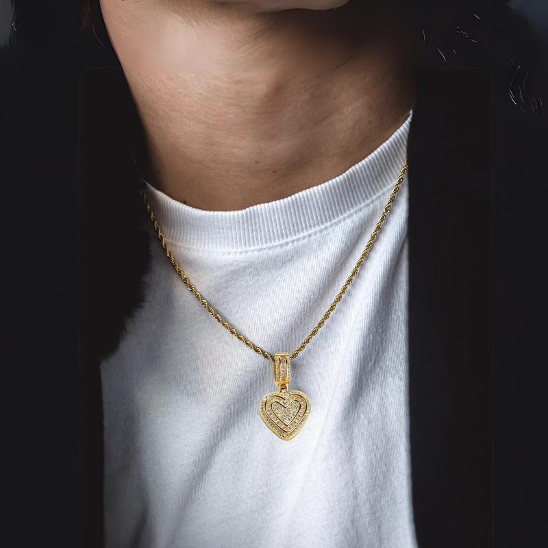 Hip Hop Heart Necklace for Women and Men Cubic Diamond Heart Pendant Necklace for Men Birthday Gifts for Women Love Design Exquisite
