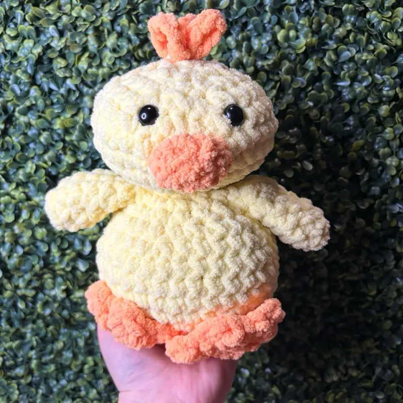 Handmade Amigurumi Crochet Duck Plush - Cute Animal Design, Huggable Collectible, Soft Yarn Stuffed Farm Animal Gift for DIY Knitting & Crochet Enthusiasts