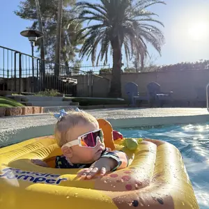 The Miami Nights Baby Vipes Pink Lens Sports Sunglasses in White