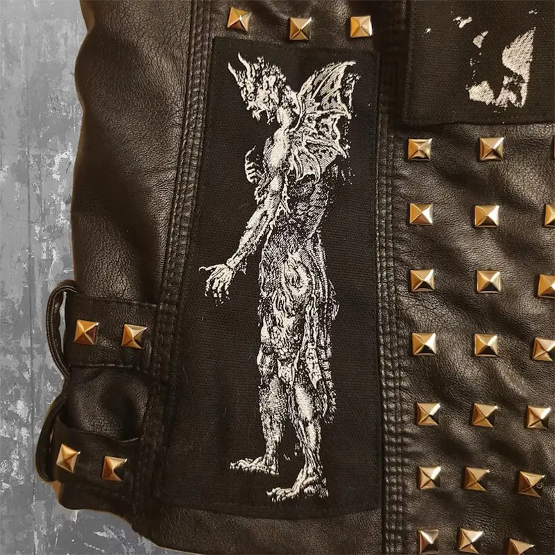 Mysterious Folklore Print Patch, Back Adhesive Iron-On Applique, Applique Patches, Appliques Embellishments, Suitable for Clothes Jackets Hats Accessories, Devil Temptation Design, Stylish Embroidery Craft