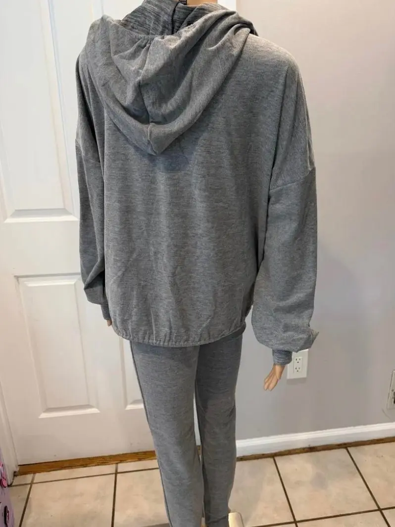 New WINWIN Gray Two-Piece Lounge Set - Zip Hoodie & Joggers