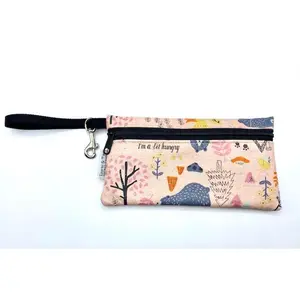 Large Wristlet in Saunter in Woods