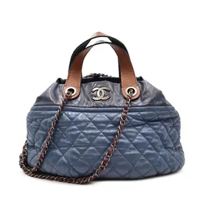 Pre-owned CHANEL Leather Tote Bags Quilted Iridescent Calfskin In the Mix Tote Bag (C2681)