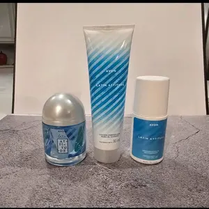 LATIN ATTITUDE AVON SET