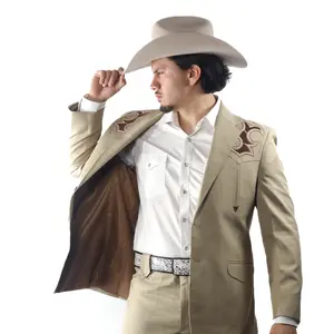 Traje Toledo Camel Bordado Bumerang