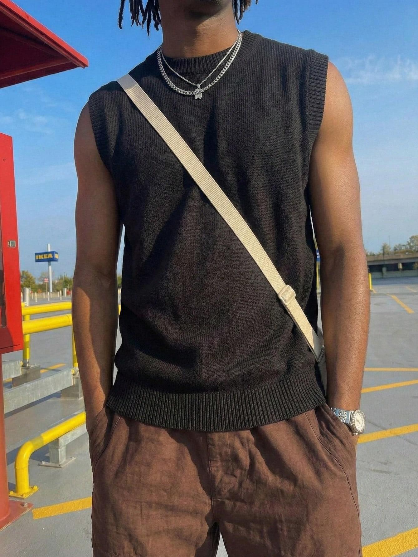 Spring/Autumn Unisex Minimalist Commuter Lightweight Loose Crew Neck Sleeveless Knit Vest, Regular Fit Pullover Solid Color Layering Top for Couples’ Dates and Commuting