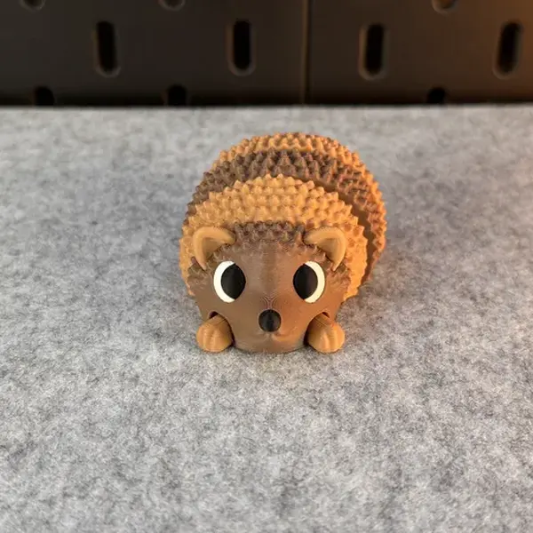 3D Printed Articulated Prickly Hedgehog | Flexi Hedgehog Fidget Toy | Single or Two Color Hedgehog | Cute Desk Pet