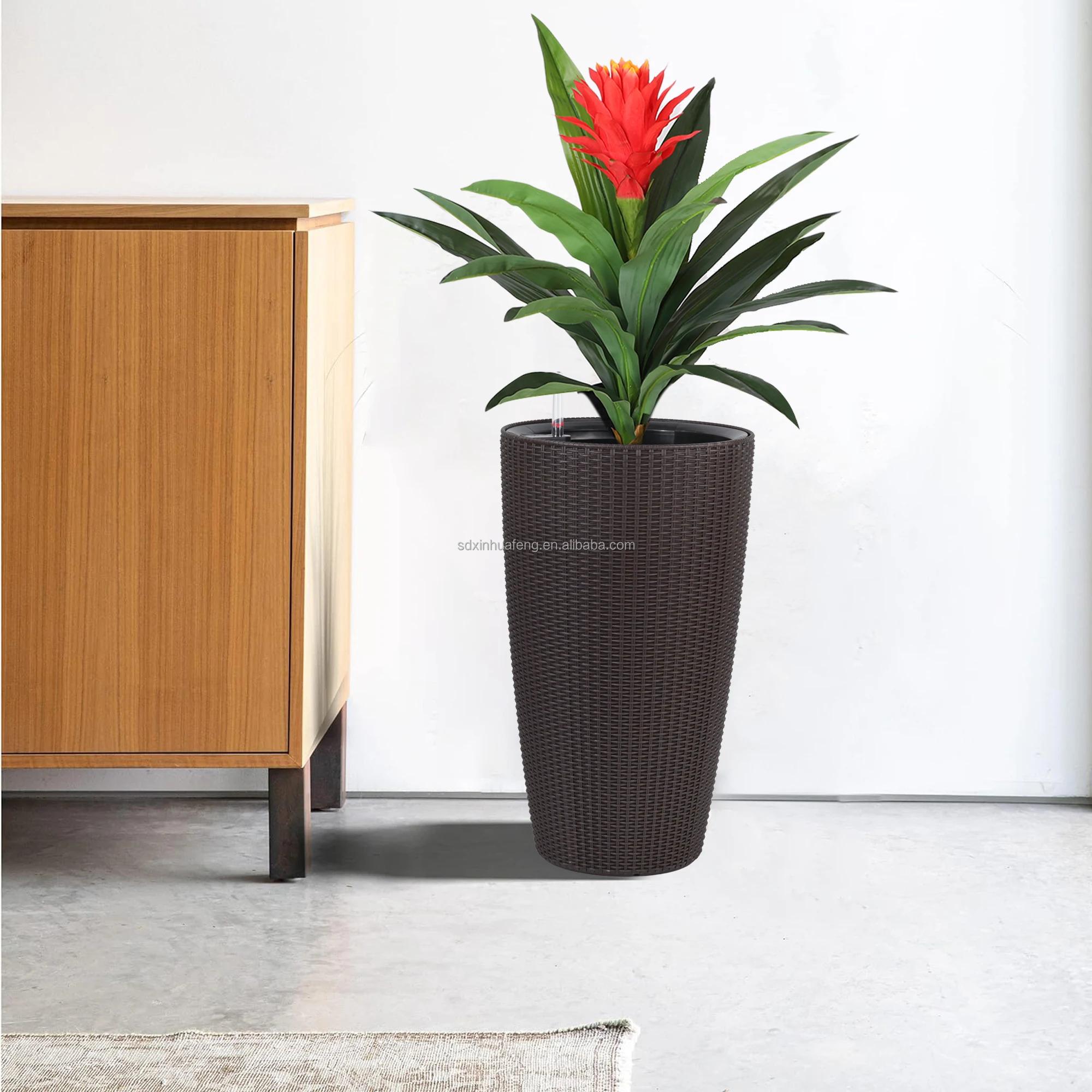 In Stock 22.5.in  Plastic Rattan Self-watering Flower Pot for Indoor and Outdoor Use