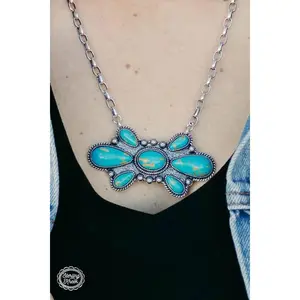 Turquoise Bulls Eye Design Necklace