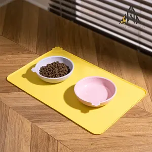 Silicone Pet Meal Mat Tray, Waterproof Anti-Slip Leak-Proof Design, Easy Clean Cat & Dog Feeding Accessory, Durable Paw Protector