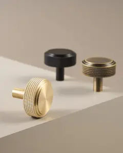 MERCER KNURLED ROUND CABINET KNOB