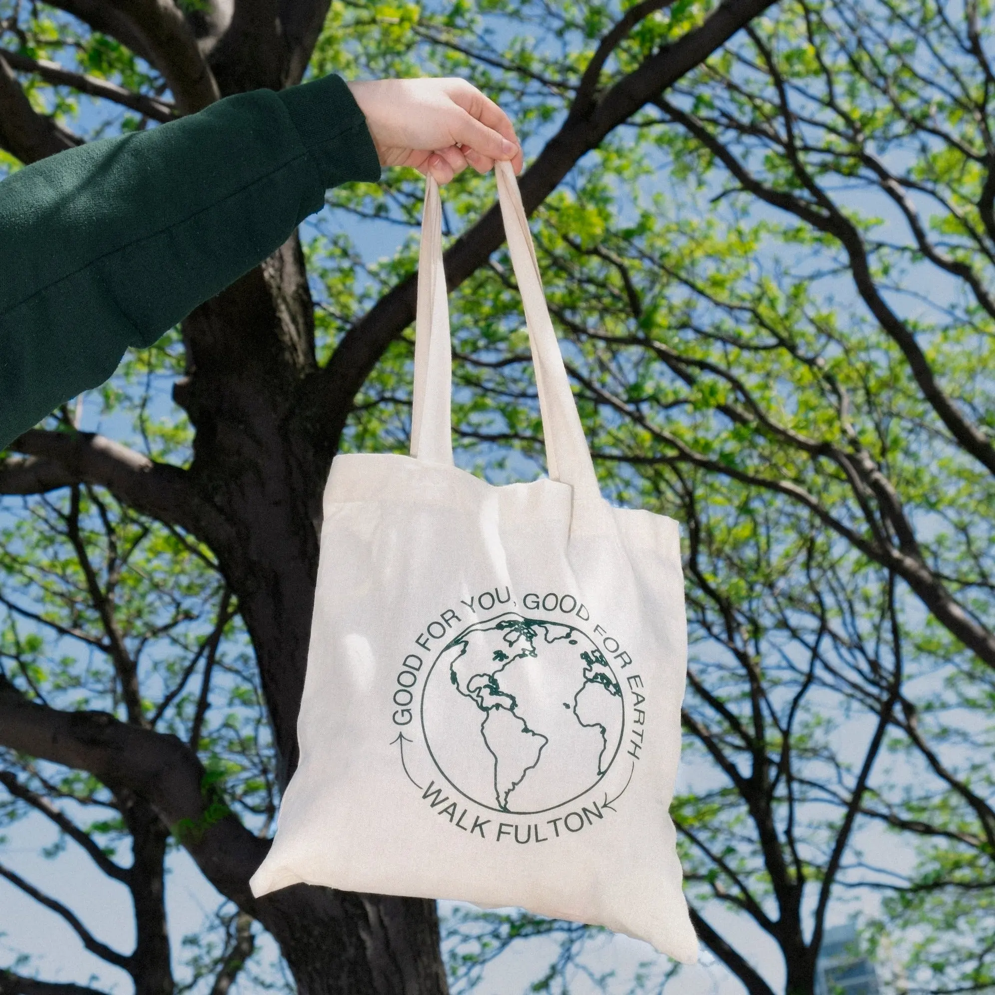 Everywhere Tote: Take your essentials anywhere and everywhere with this lightweight yet sturdy Fulton tote.