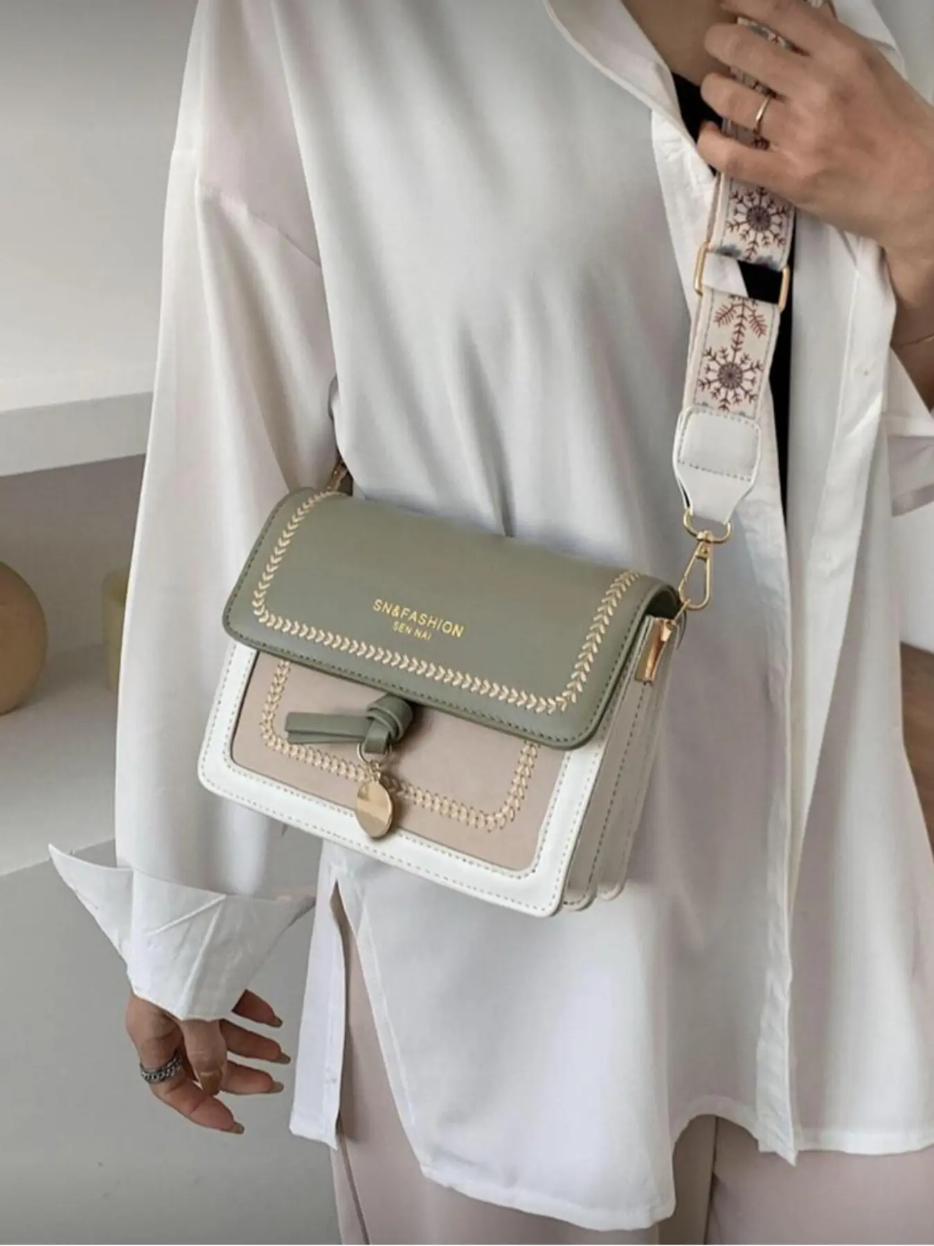 Women's Fashion Crossbody Bag, Colorblock Pattern Bag, Multifunctional New Style, Casual Colorblock Design, Small Square Bag, Wide Shoulder Strap, Fashion Bags, Perfect for Parties