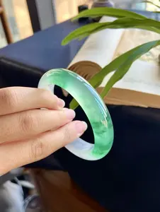 Live stream link #2: Natural Burmese A-grade jadeite bracelet; A-grade jadeite bangle; purple orchid; high ice with flowing green patterns; yellow jade; ice clear blue jade.