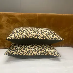Leopard-Print Pillowcase, Soft Comfortable Pillow Cover without Filler, Pillow Protector for Home Bedroom Dormitory Hotel, Enhancing Your Resting Experience, Set of Two, Soft Polyester, All Seasons