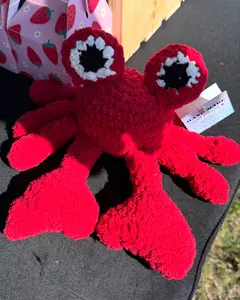 Charlie the Crab plushie