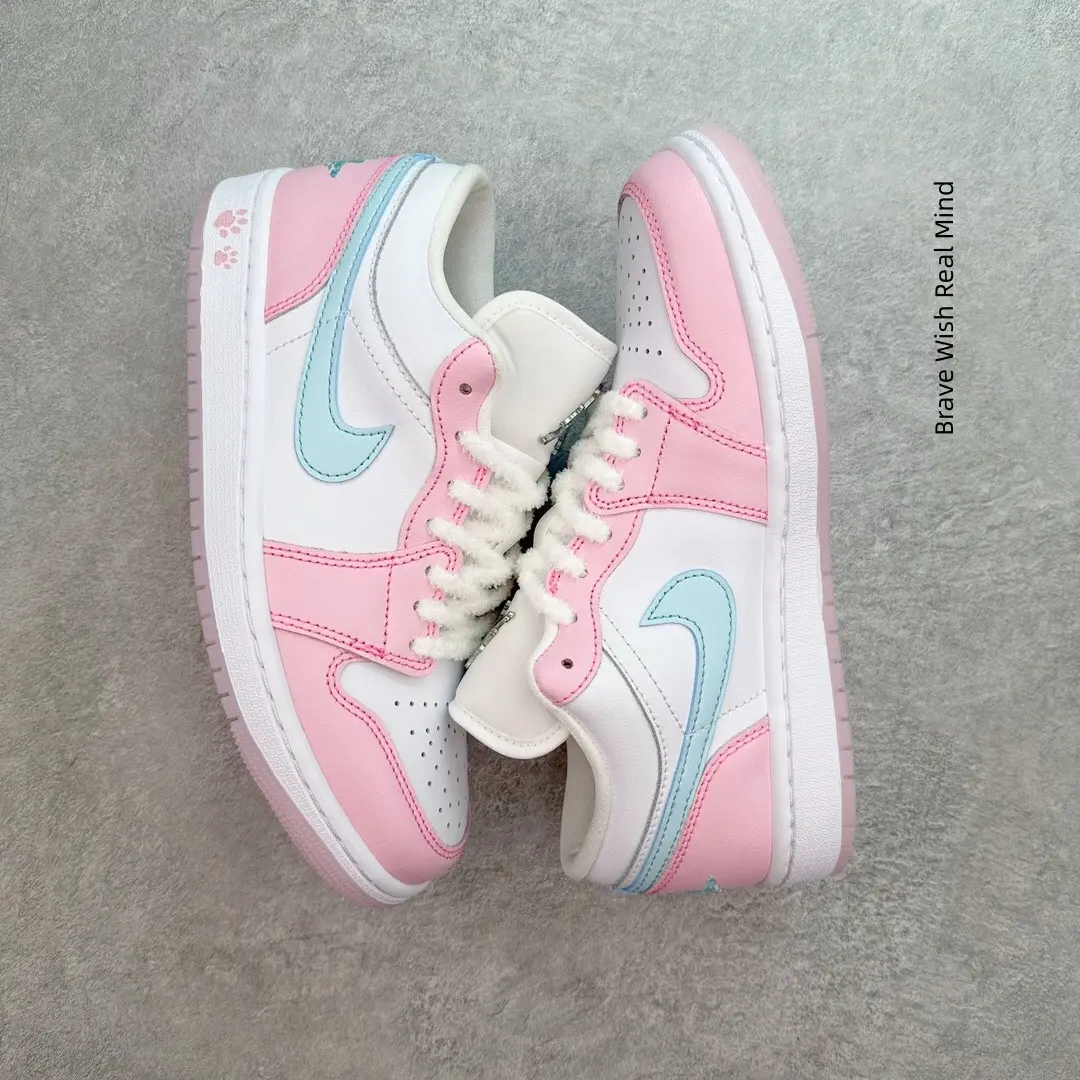 White Pink Light Blue Color Block Smooth Leather Patchwork Low Top Skate Shoes, Unisex Vintage Light Pink Flat Casual Sneakers, Street Style Wear-resistant Versatile Couple Daily Commute Footwear