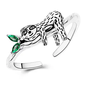 MULA S925 Silver-Plated Sloth Ring, Adjustable Opening, Animals-Themed Costume Jewelry with Marquise-Cut Cubic Zirconia & Emerald-Green CZ Leaves, Everyday Whimsical Accessory for Animal Lovers