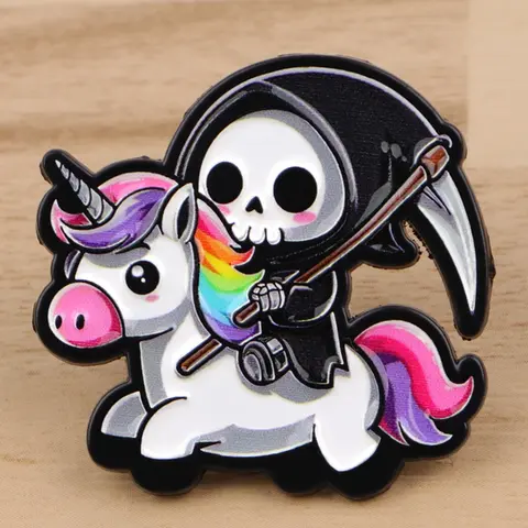 Horror Movie Skull Enamel Brooch, Vintage Gothic Style Badge, Fashion Punk Pin, Hat Pins, Enamel Lapel Pins, Durable Metal Pins, Alloy Brooch Pin, Perfect for Bags, Clothing, Hats, Halloween Party Gift