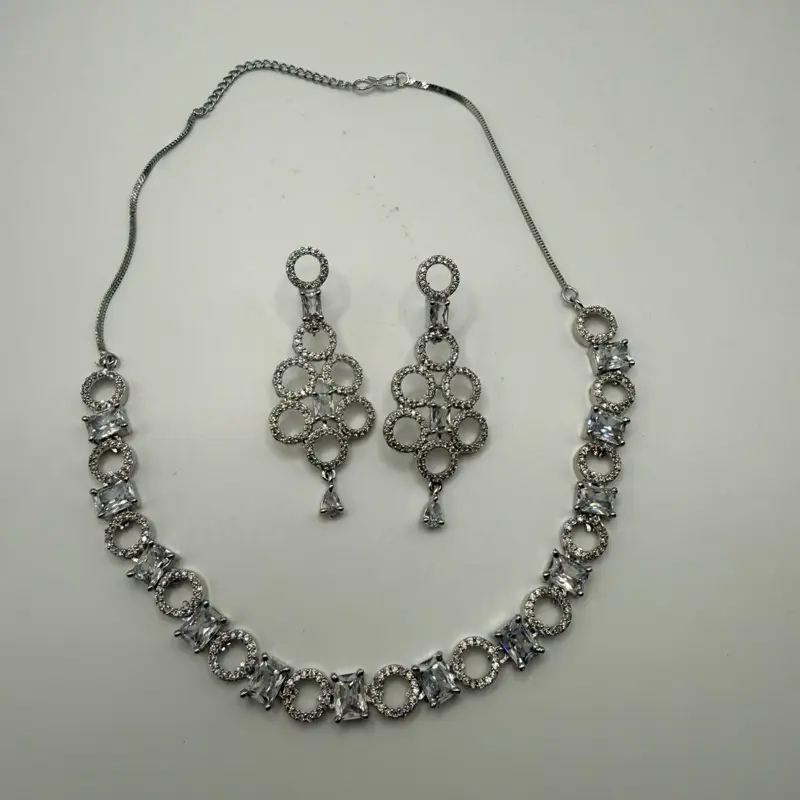 AD necklace Set