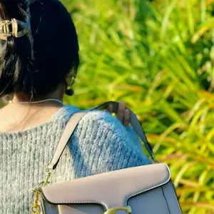 background preload poster image 