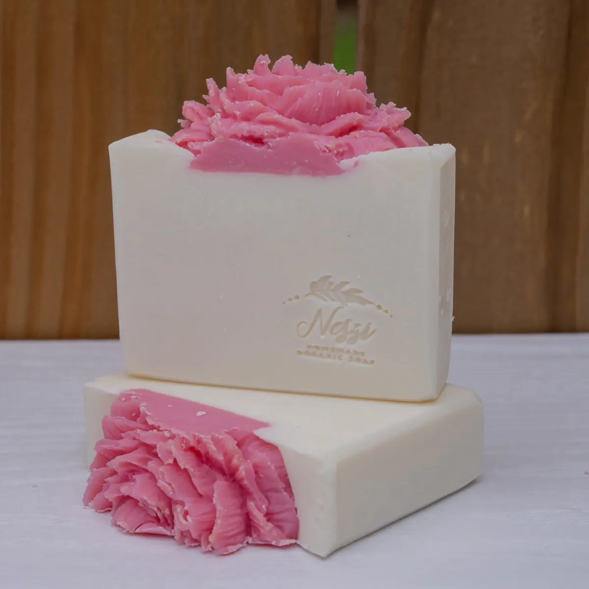 Organic life in bloomSoap with Goat Milk and Oatmeal for Nourishing Body Care and Exfoliation skin