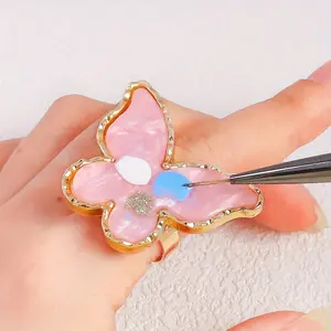 Elegant Pink Butterfly-Shaped Art Mixing Palette with Golden Border - Durable ABS Resin, White - Multipurpose Use, Perfect for Painting & Displaying Artwork, Butterfly Decor，Nail Art Palette