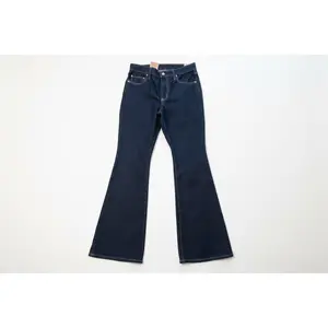 NEW!! Levi’s Women  High Rise Flare Dark Wash Blue Jeans Denim Women’s 30x30