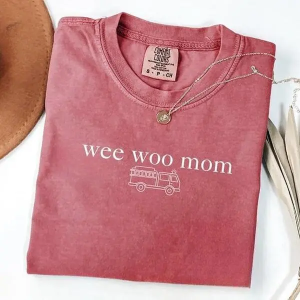 Comfort Colors Firefighter Mom Shirt, Wee Woo Mom Shirt, Mother’s Day Gift for Firefighter Mom, First Responder Mom T-Shirt