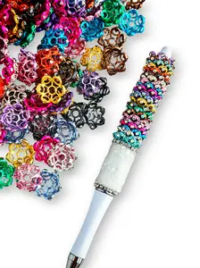 Creative Hollow Flower Bead Holder Charm, Handmade Gift, DIY Jewelry Pen Chain Keychain, Indoor Decor Car Hanging Ornament, Keychain Pendant, Keychain Accessory, Keychain Decoration, Car Key Chains, Car Key Ring