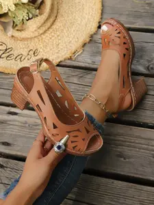 New Plus Size 36-43 Summer Fashion Women's Open Toe Hollow Out Commuter Chunky Heel Comfortable Slip-On Casual High Heels Sandals Chunky Block Heel Fashionable Casual Sandals