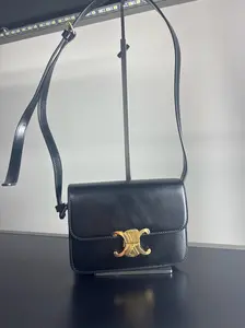 Pre-owned Calfskin Leather Shoulder Bags Celine Teen Triomphe bag in black shiny calfskin leather