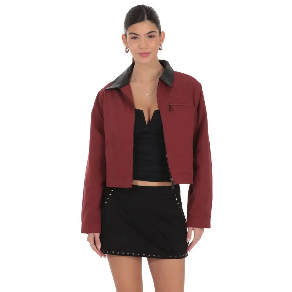 Two-Toned Collar Jacket in Burgundy