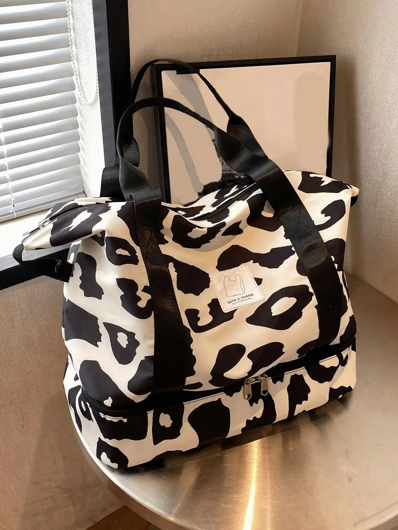 Foldable casual shoulder bag, Durable folding bag, simple color blocked letter versatile tote bag, niche design large capacity daily travel bag, suitable for short distance travel, Trendy tote bag, Shoulder totes
