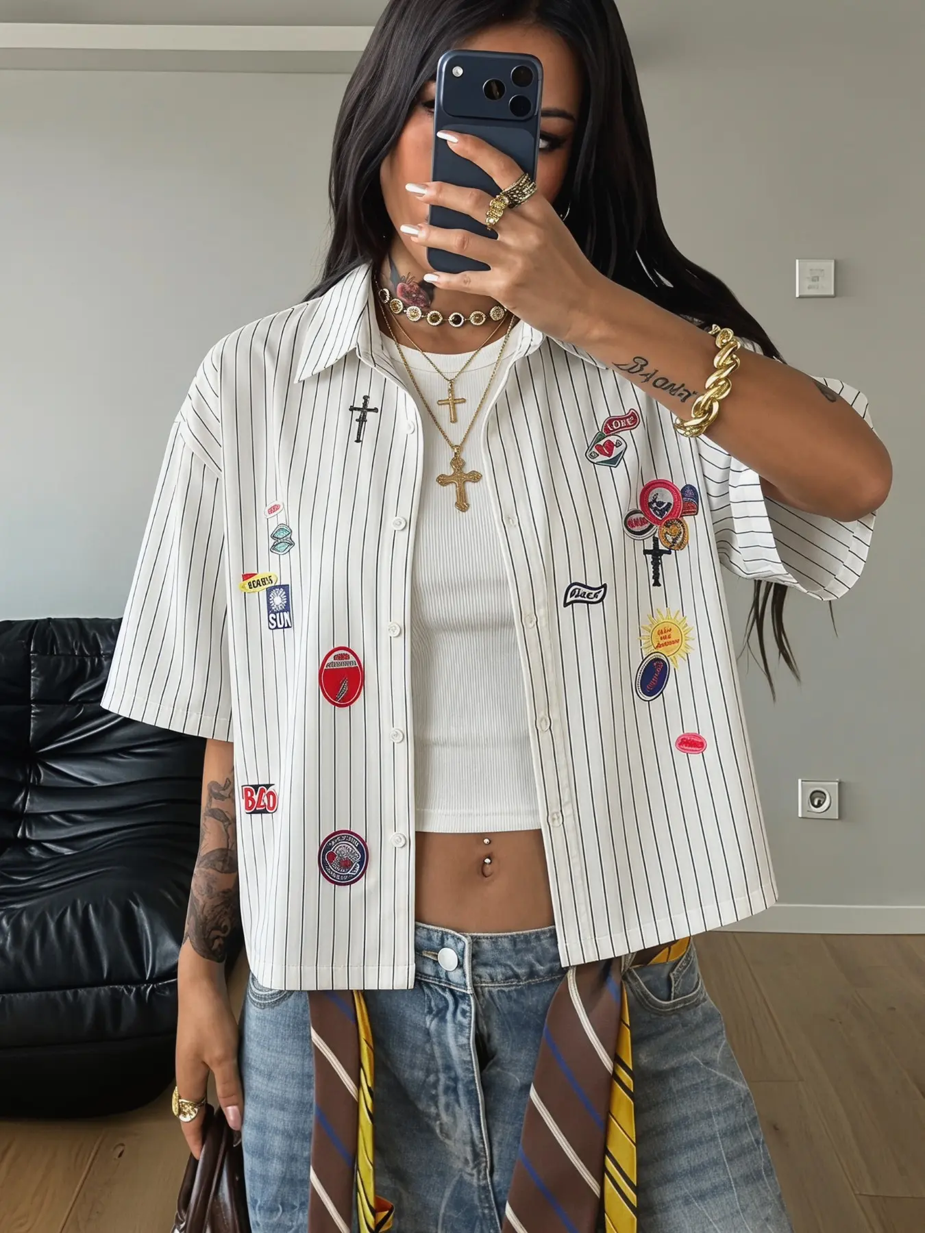 Versatile Striped Button-Down Shirt - Boho Fashion Shirt Blouse Casual Cool Outfit, Wrinkle Resistant for Hangout & Date Women's Vertical Stripes Multi-Color Badge Print Short Sleeve Shirt, Neutral American College Retro Style, Casual Loose-Fit Top