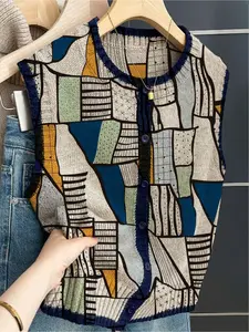 French retro style loose crew neck sleeveless color-block button khaki, Cropped, contrasting art graffiti print women's sweater vest, suitable for spring and summer, vacation style