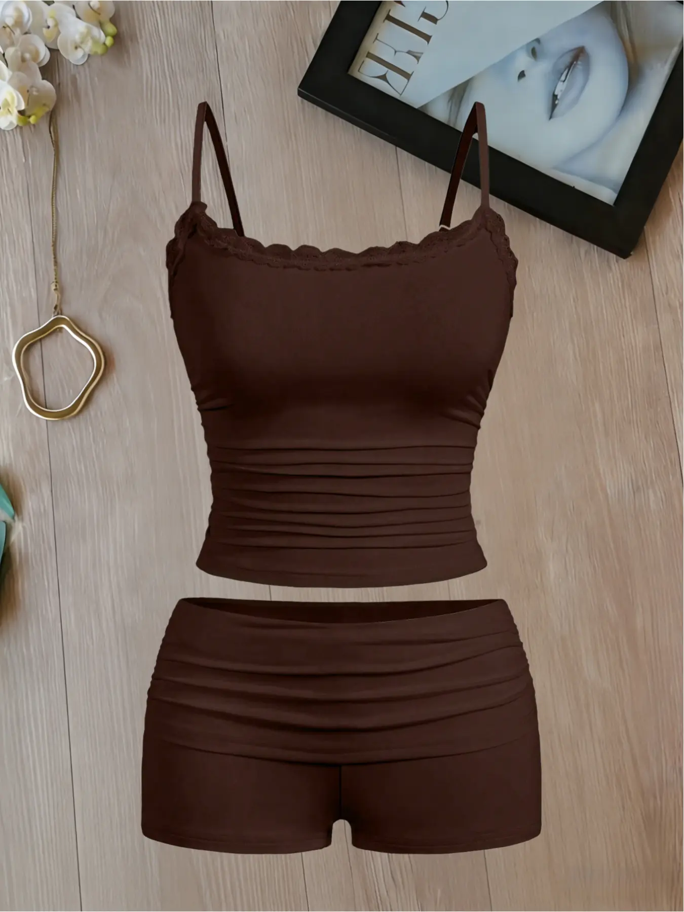 Women's Solid Contrast Lace Crop Cami Top & Ruched Skinny Shorts Two-piece Set, Casual Minimalist Basic Sleeveless Spaghetti Strap Top & Shorts for Summer, Ladies Clothes for Daily Wear, Womenswear Lingerie Sets