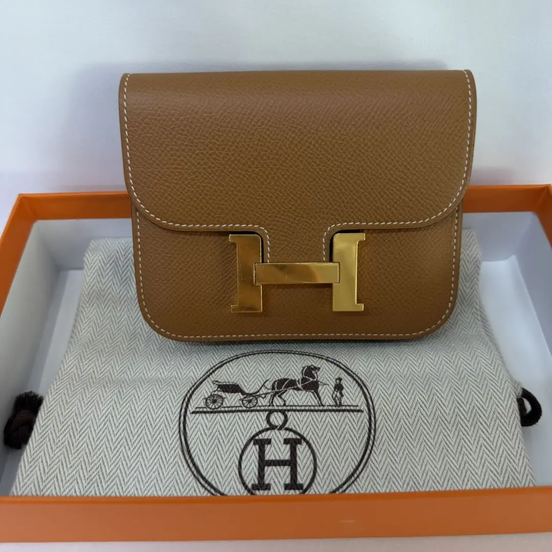 Pre-owned HERMÈS Constance Slim Wallet in Gold Epsom Leather with Gold Hardware
