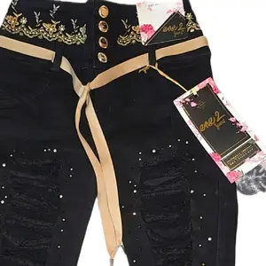 903889 b15 Colombian Jeans High-Quality High Rise with Embroidered Detailing and Beaded Accents colombia SIZE 8 . ankle and cropped