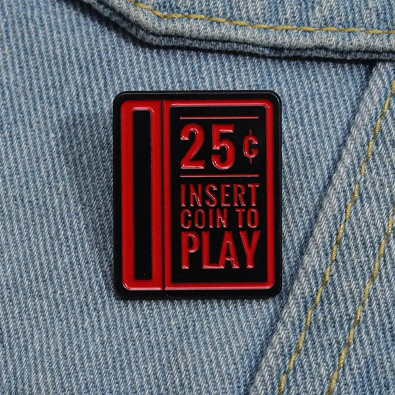 Insert Coin Design Brooch, Enamel Pin, Alloy Brooch Pin Suitable for Backpacks, Jeans, Scarves, Hats Decoration, Trendy All-match & Exquisite Brooch for Birthday Gift, Hat Pins, Men Accessories, Brooch Pin Clip