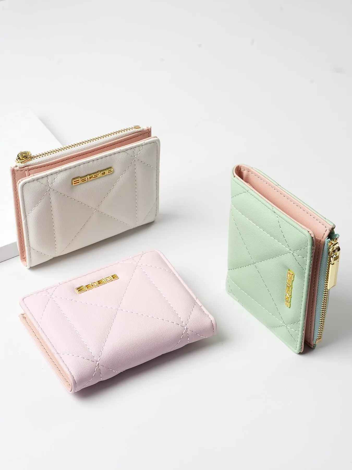 Women's Quilted Zipper Short Wallet, Casual Versatile Card Holder, Cardholder, Card Organizer, Card Slot, Lightweight & Wear-resistant Wallet for Girls, Best Gifts for Girls, PU Card Holder