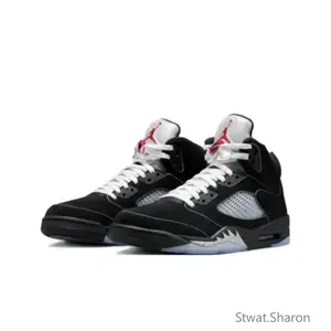 Retro-style Og limited edition black, gray, and silver color scheme casual sports versatile durable and comfortable basketball shoes