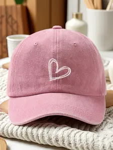 Heart Embroidered Baseball Cap, Lightweight Fashionable Hat, Perfect for Outdoor Use, Stylish Accessory for All Seasons