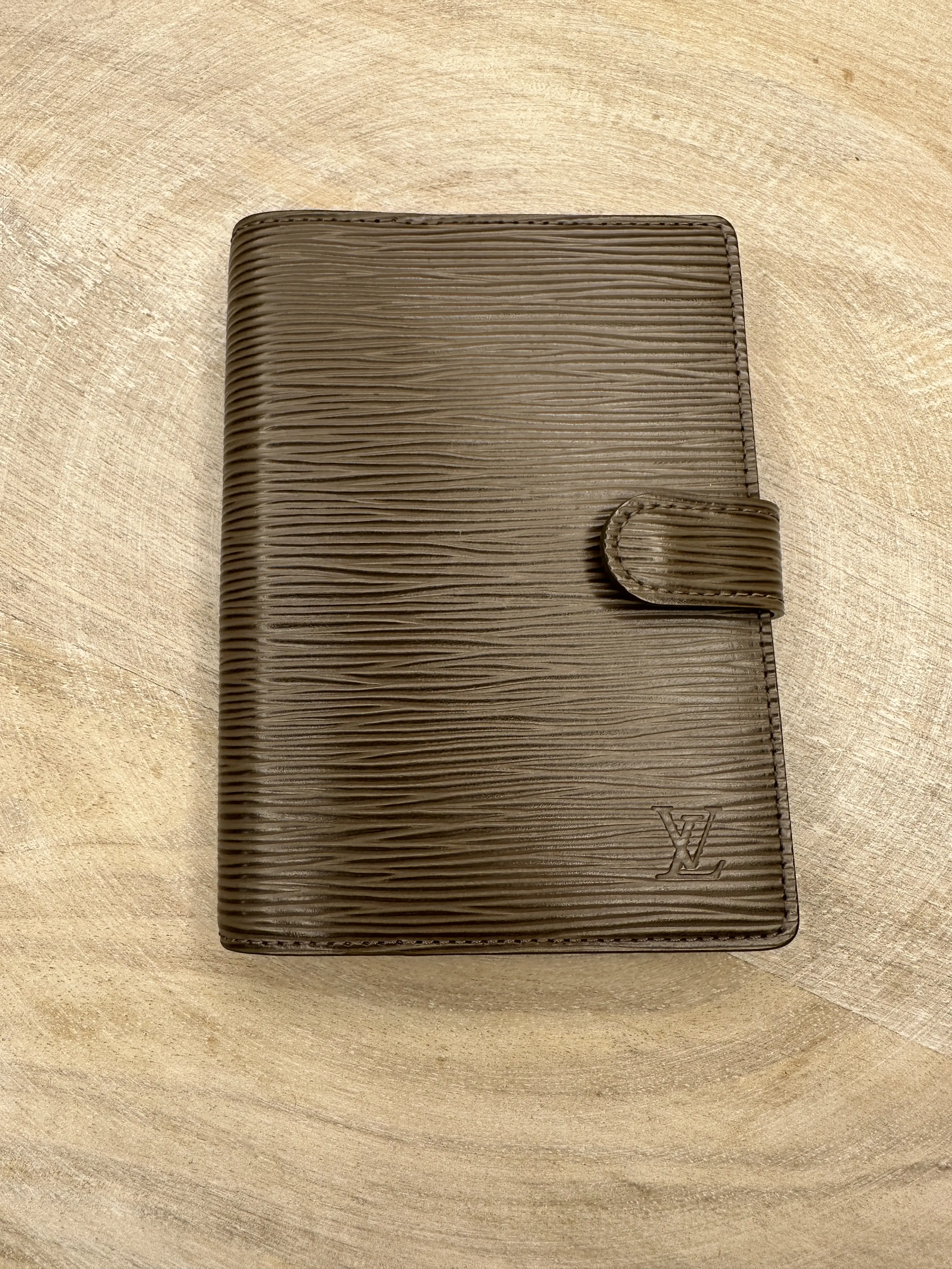 Pre-owned Louis Vuitton Leather small leather goods Excellent Condition Pepper E...